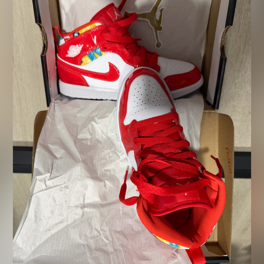 Jordan 1 Mid